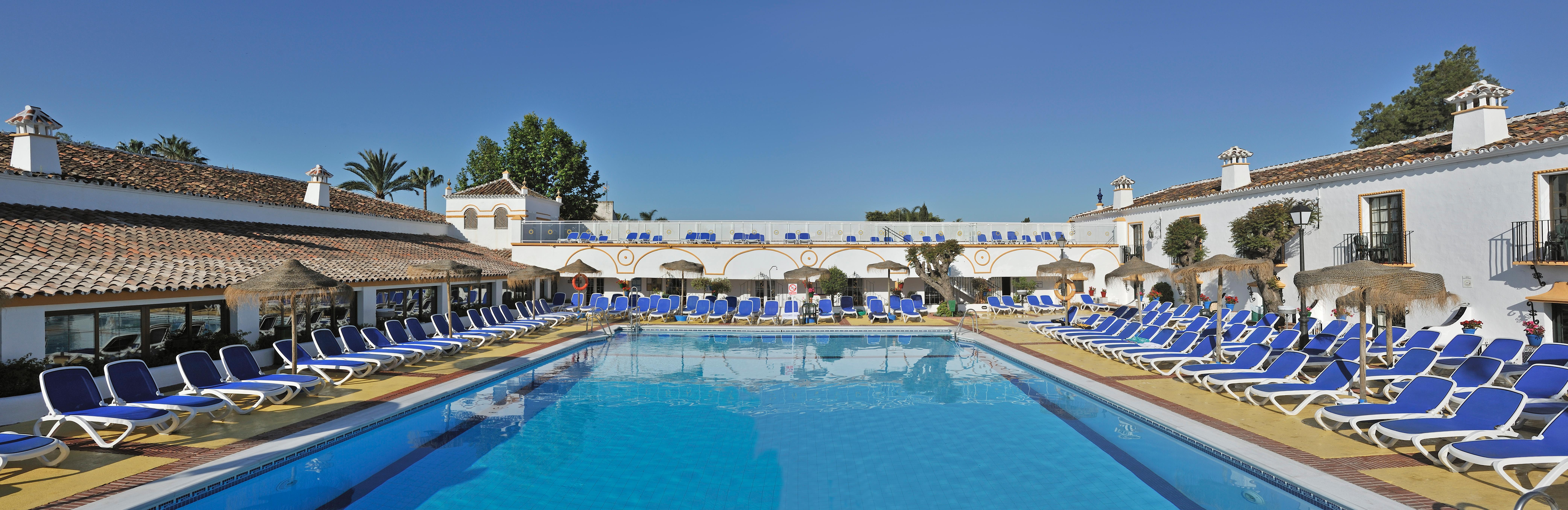 Hotel Globales Cortijo Blanco Marbella Exterior foto