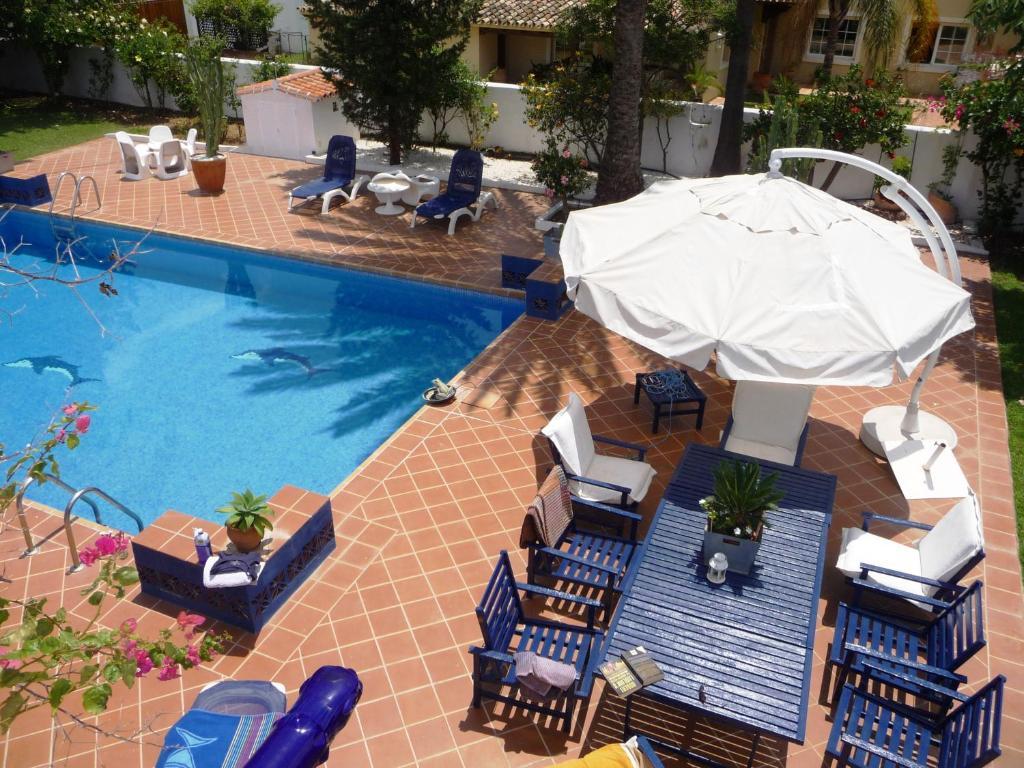 Hotel Globales Cortijo Blanco Marbella Exterior foto